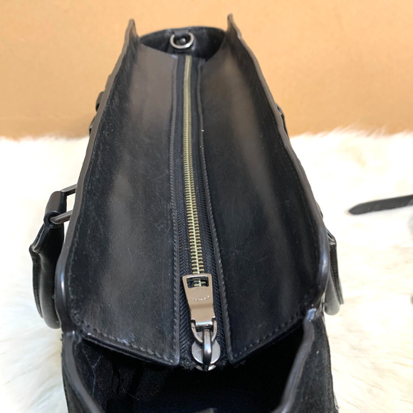 COACH Rare BLAKE CarryAll Black Exotic Python Embossed Leather & Suede F35678 - Picture 8 of 16